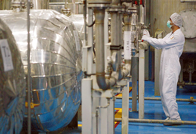 Israeli’’ Intelligence : 20000 Missiles to Hit ’’Israel’’ Any time, Iran Can Produce 4 Nuclear Bombs 

