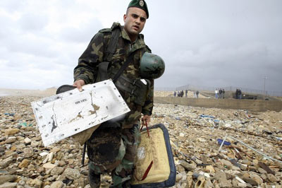 Photo Report: Ethiopian Plane Wreck Starts to Emerge 