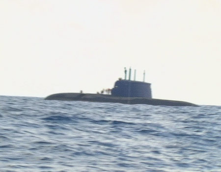 Germany Warns ’’Israel’’ of Attacking Iran, Sells It New Submarines 
