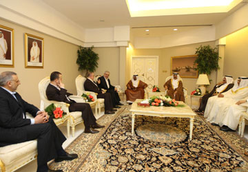 Hizbullah Delegation Visits Qatar, Meets Prince 