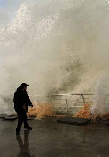 Heavy Storm Hit Lebanon to Retrieve by Monday Noon
