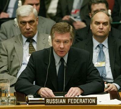 Russia Warns “Israel” Not to Attack Iran
