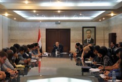 Syrian FM: Syrian people Reject any Foreign Intervention in Domestic Affairs 