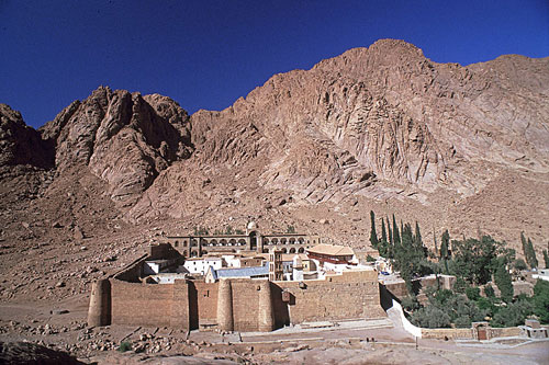 ’’Israel’’ Urges Its Tourists to Leave Sinai