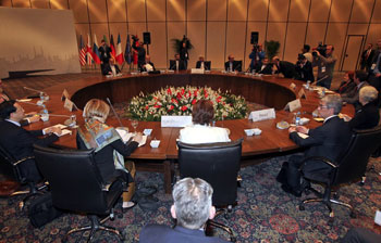 Iranian Nuclear Analyst: Istanbul Talks Make “Israel” Furious--Baghdad Talks More complex, Technical