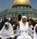 ’’Israeli’’ Forces Clash with Worshipers at al-Aqsa