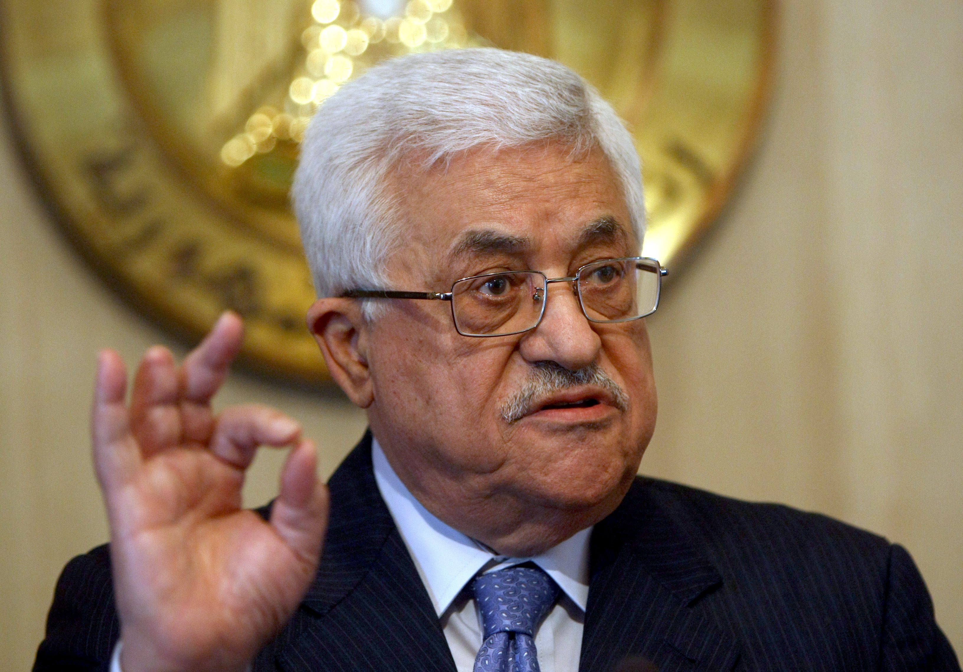 Abbas to Head Interim Palestinian Gov’t

