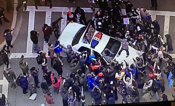 US: Two arrested After Scuffles Break Out at Baltimore Protest 
