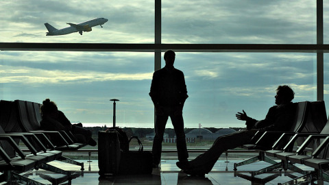 US Bans Planes from Flying over Syria: Armed Groups Have Anti-Aircraft Arms