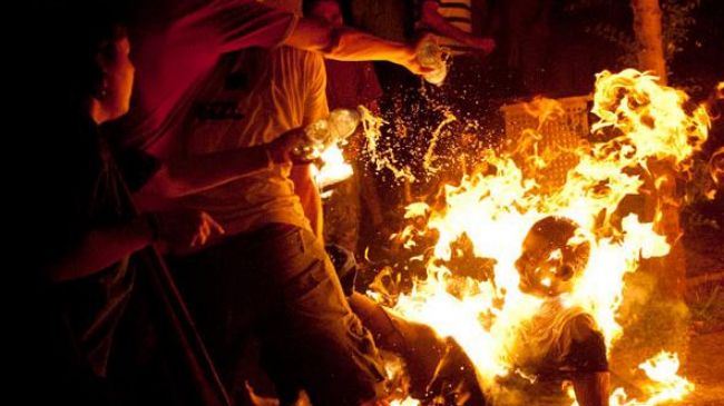 Fourth “Israeli” Sets Herself on Fire, “Israel” Blocking News on Self-Immolators 