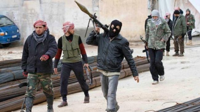 Syrian FM: Turkey Allowing Terrorists into Damascus 