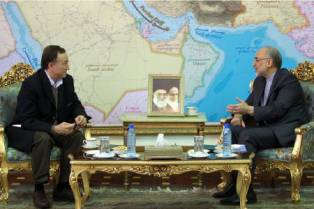 Haitham Manna to al-Ahed: We Agree with Iran on Rejecting Regional, Int’l Hegemony