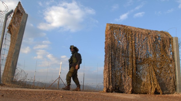 israeli soldier at the borders 