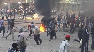Egyptian Forces Kill Woman in Clashes with Mursi Supporters