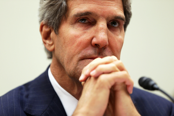 Kerry: US Airstrikes Not to Have A Devastating Impact on Syrian Regime