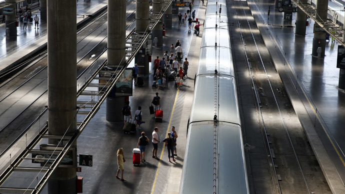 Spain Bomb Attack Station Evacuated after False Alert 