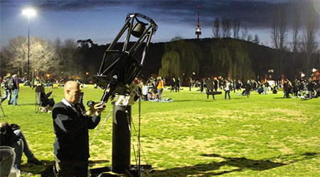 Australians Set Stargazing Record