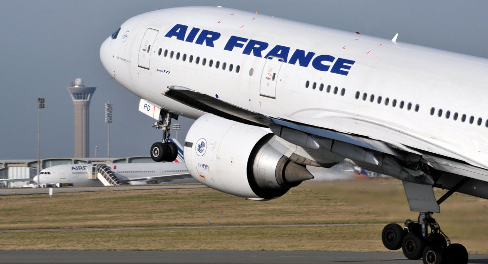 Bomb Threat Diverts AF Flight from San Francisco to Paris
