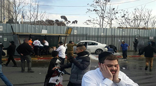 Heroic Palestinian Car-Ramming Operation Injures 12 "Israeli" Settlers