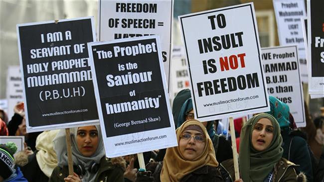 British Muslims Protest Holy Prophet Cartoons