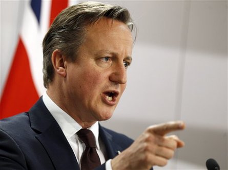 Cameron: British Military should Focus on Drones, Spy Tech to Fight Extremists 