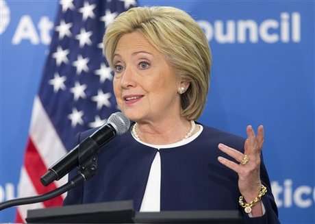 Clinton Vows No US Troops in Syria, Iraq