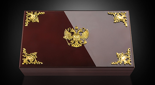 Presidential iPhone 6s Released in Honor of Putin's Birthday