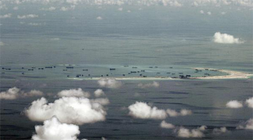 China Furious After US Navy Destroyer Passes Disputed Islands in S. China Sea