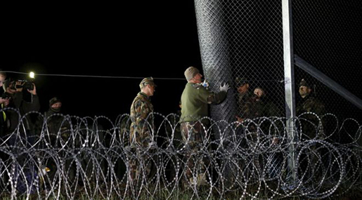 Hungary Closes Border with Croatia amid Migrant Crisis