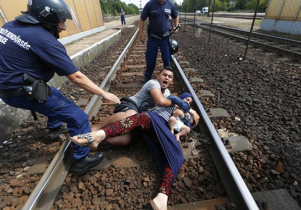 AI Slams EU over Mishandling of Refugee Crisis