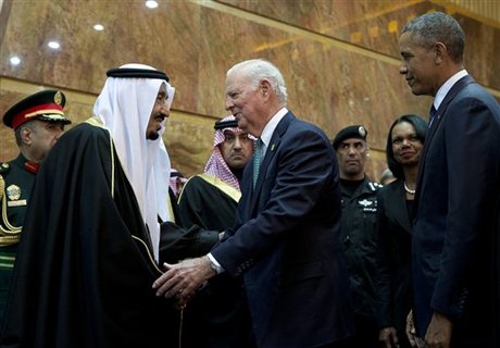 Obama Meets new Saudi King to Shore up Ties