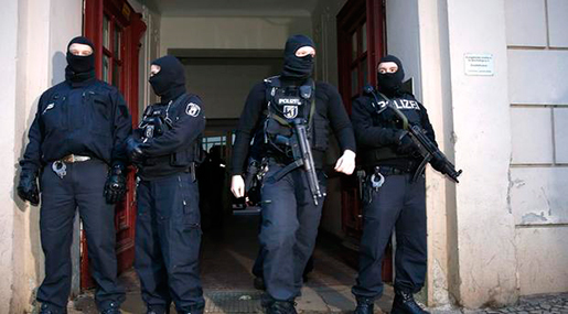 Two Algerians Linked to "ISIS" Arrested in Germany Two Algerians Linked to ’ISIS’ Arrested in Germany