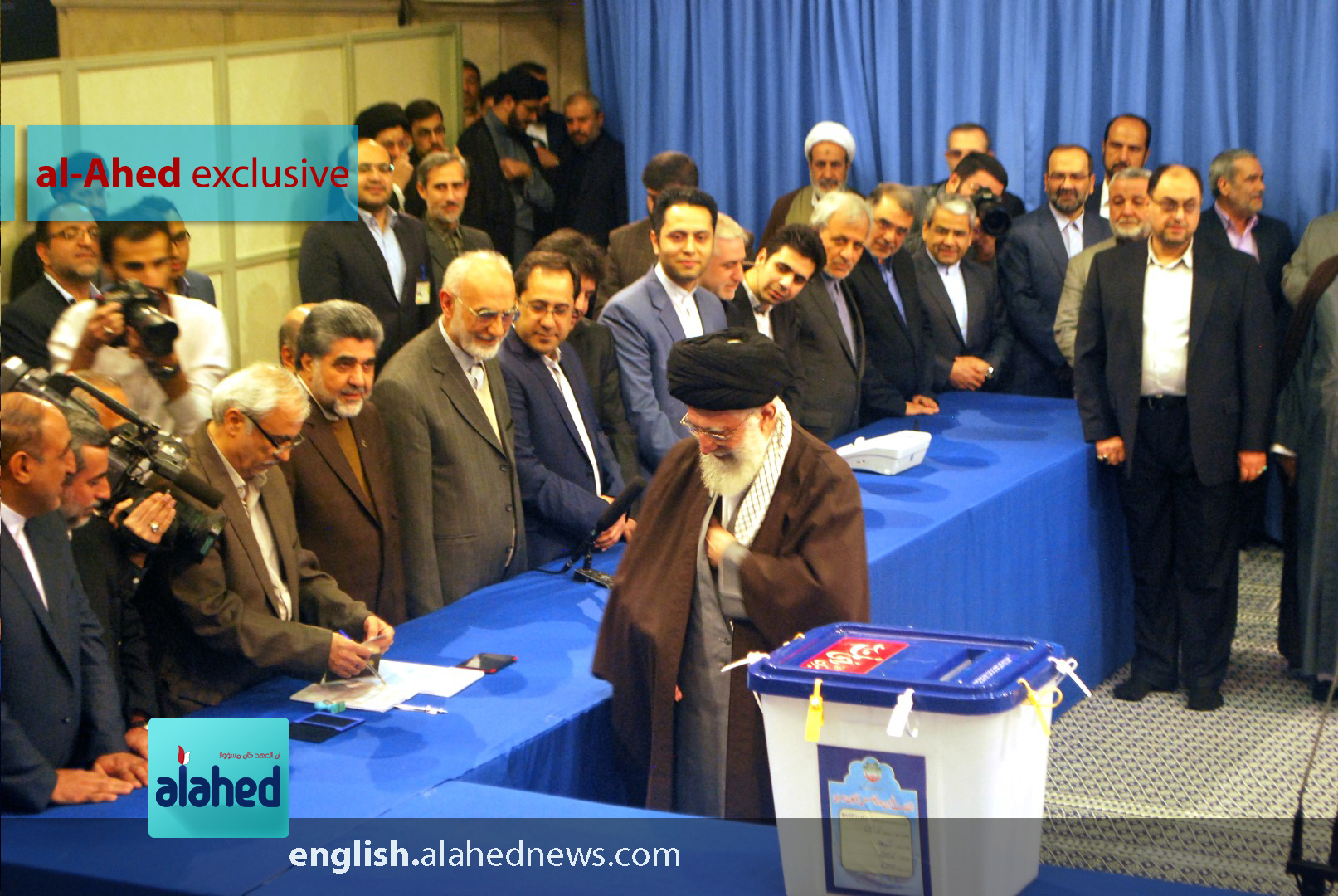 In Photos: Imam Khamenei Casts His Vote 
