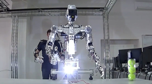 Russians Build Human-Like Super-Robot