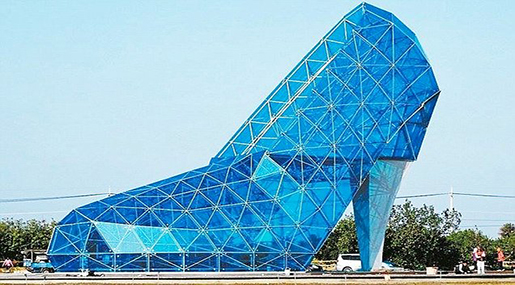Taiwan County Builds Huge Glass Shoe as Tribute to Women