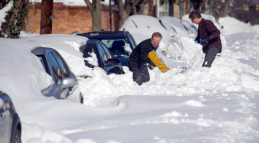 Historic Blizzard in US Kills at Least 30 People
