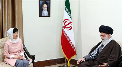 Imam Khamenei: Tehran, Seoul must Resist US Malice in Ties
