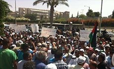 Palestinians Confront Prawer Plan, ’Israel’ Attacks Rallies