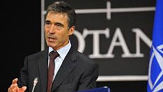 NATO Chief: Strikes on Syria Still on Table
