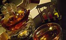 Dubai Café Serves 22-Carat Gold Tea