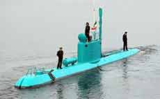 Iran Launches Its 1st Submarine for Tourists