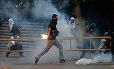 S American Leaders Call for Peace in Venezuela amid Violent Protests