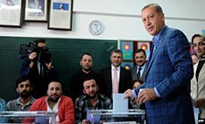 Turkey PM Claims Victory, Warns Rivals will Pay Price