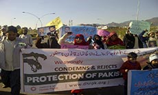 Pakistanis Protest Against Attacks on Muslims