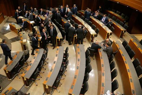 Lebanese Parliament Adjourns 2nd Round to Elect New President