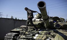 Kiev, Rebels Sign Peace Plan Memorandum