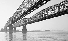 
FBI Warns of Alleged ’ISIL’ Threat to Blow up US Bridge