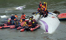 Taiwan Plane Crashed into River: 11 Dead 