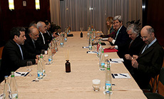 
Iran, US Resume Talks in Switzerland 