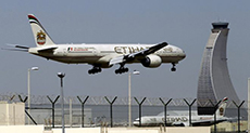 Australian Sues Etihad Over Obese Passenger

